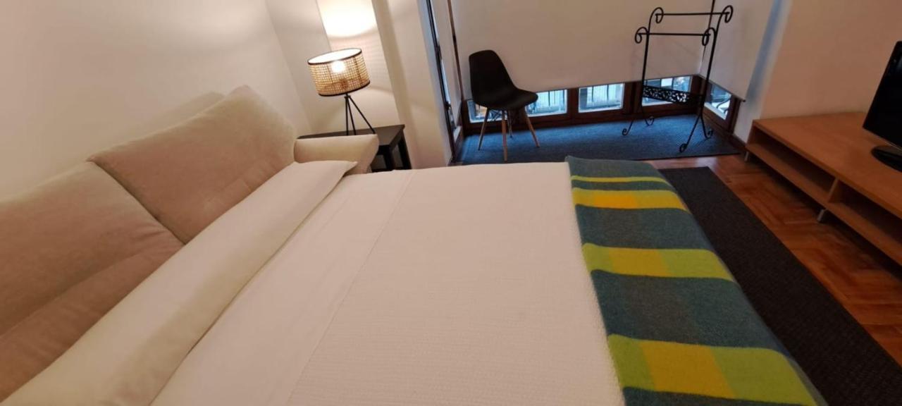 Acogedor Y Amplio Piso En Begona Appartement Gijón Buitenkant foto